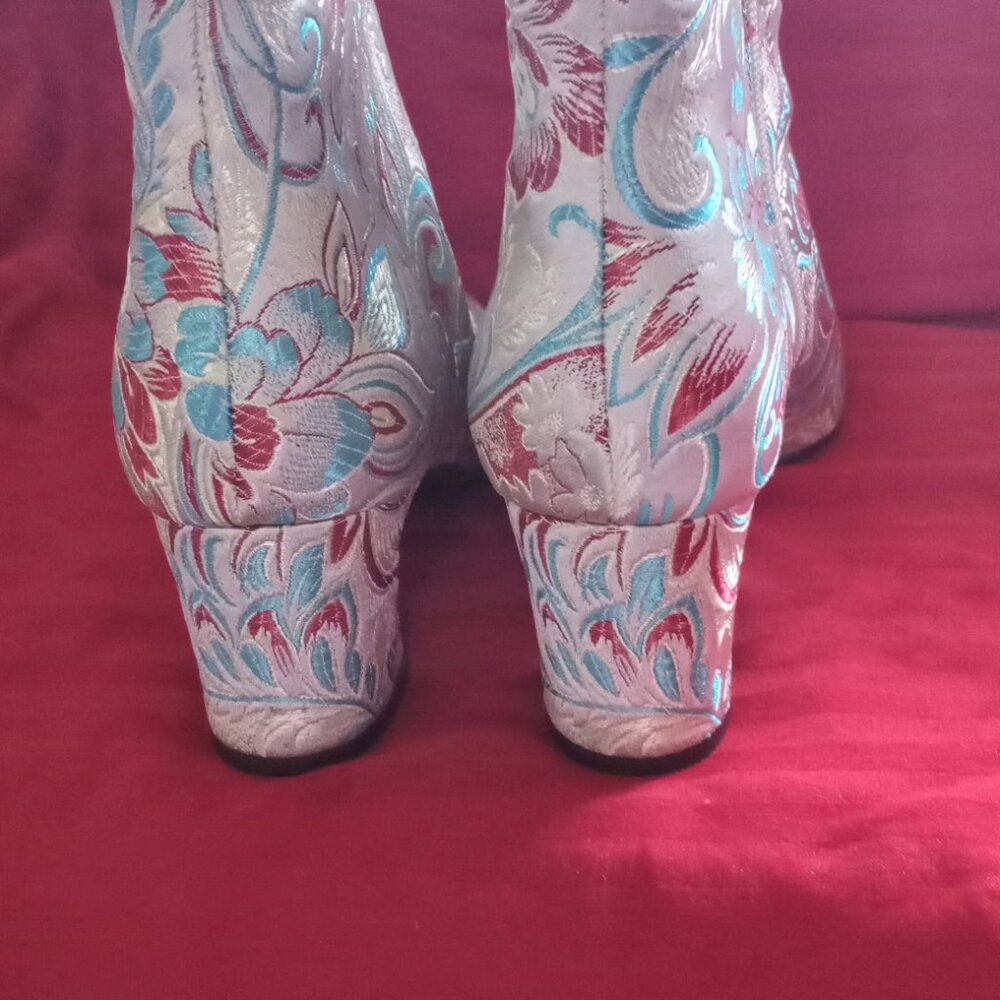 Vaneli Women's Silk Print Floral Booties size 9 - Picture 5 of 8